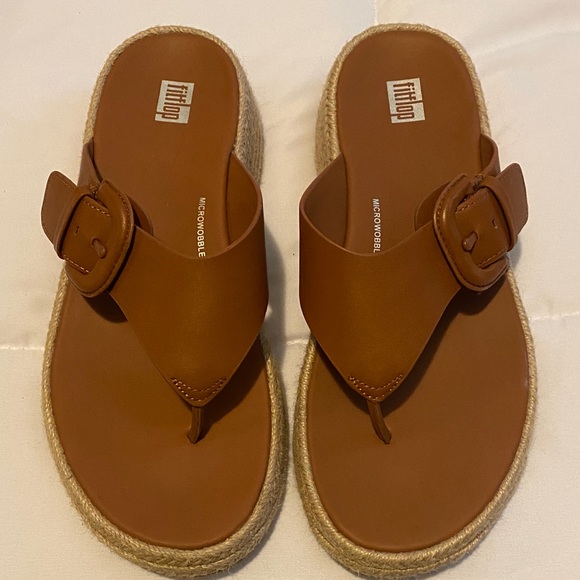 FitFlop Women's Brown Sandals - Picture 1 of 10